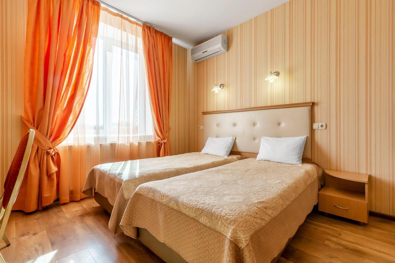 Гостиница Siesta Киев Sofiivska Borshchahivka Exterior photo